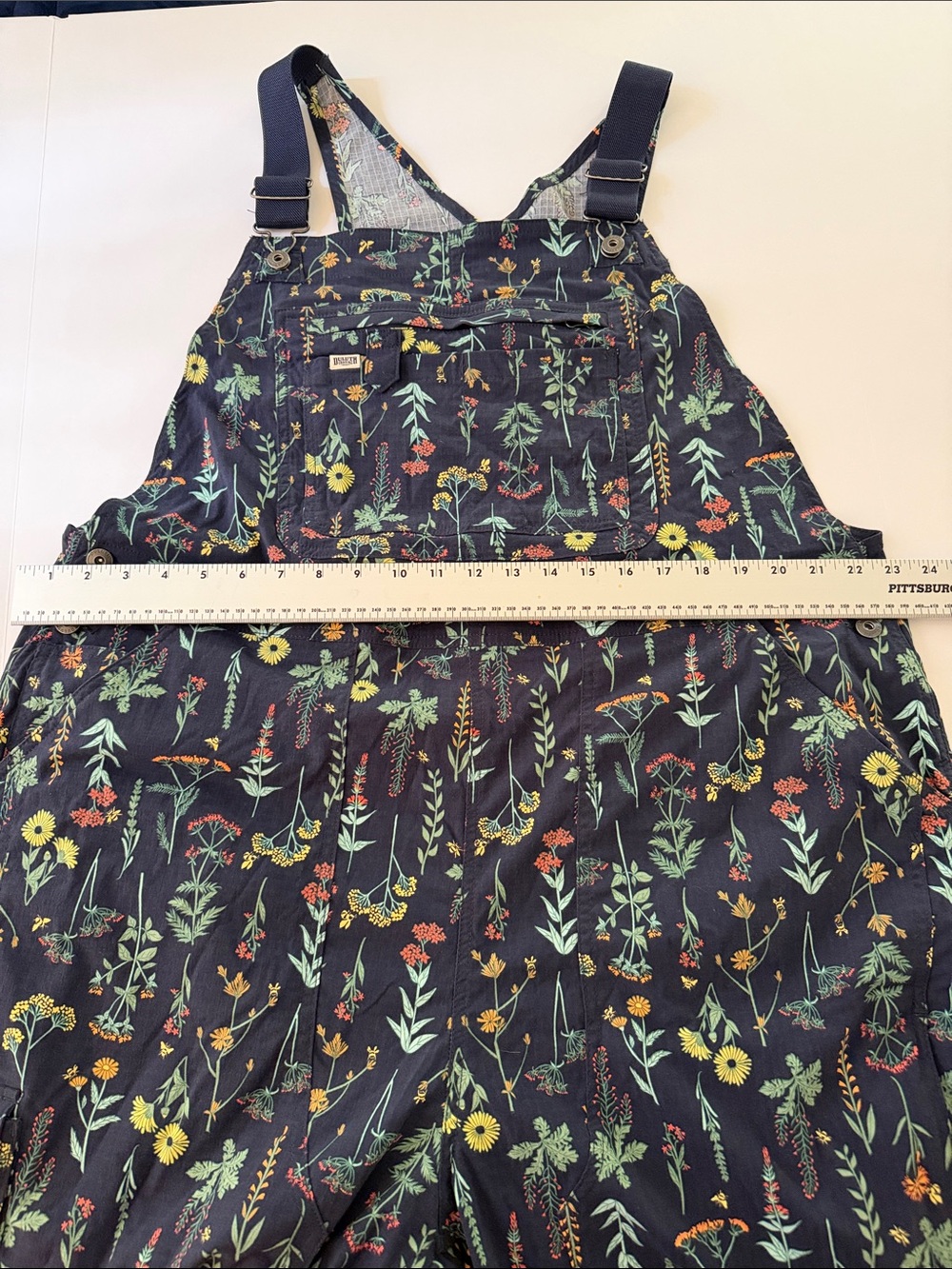Duluth Trading Co. Wildflower Print Overalls XXL x 29 Navy Botanical Cottagecore - Picture 5 of 9